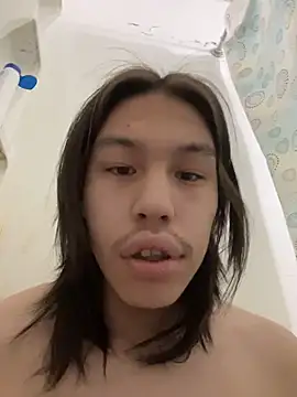 heytherepeoples717 online show from November 24, 2025, 12:49 pm