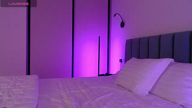 christinafitness online show from April 15, 2026, 7:58 pm