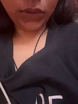 rimasharma 10 online show from May 4, 2026, 2:15 am