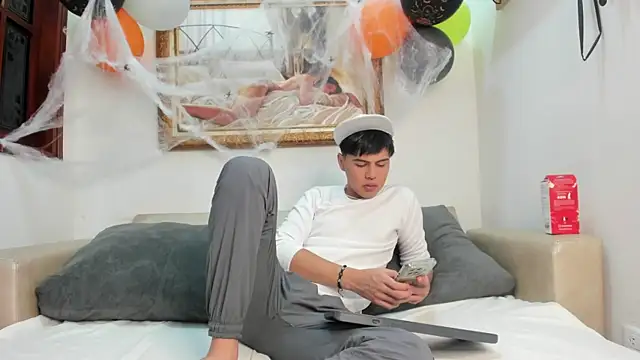 Felipe Cold online show from October 26, 2025, 3:40 am