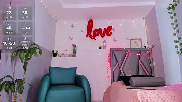 aurora tziu online show from March 7, 2026, 3:57 am