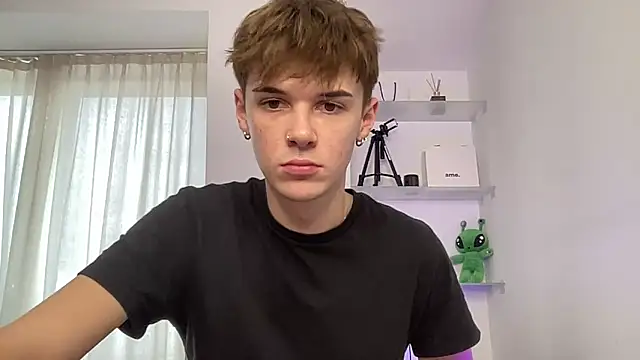 Milk Guy online show from October 10, 2025, 11:44 am