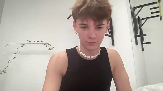 Milk Guy online show from November 28, 2025, 12:16 pm