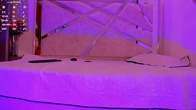 Snapshot of ThiccyLexxy chatting on November 12, 2025, 12:09 pm ThiccyLexxy online show from November 12, 2025, 12:09 pm