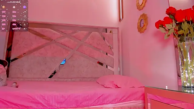 Snapshot of ThiccyLexxy chatting on November 14, 2025, 12:09 pm ThiccyLexxy online show from November 14, 2025, 12:09 pm