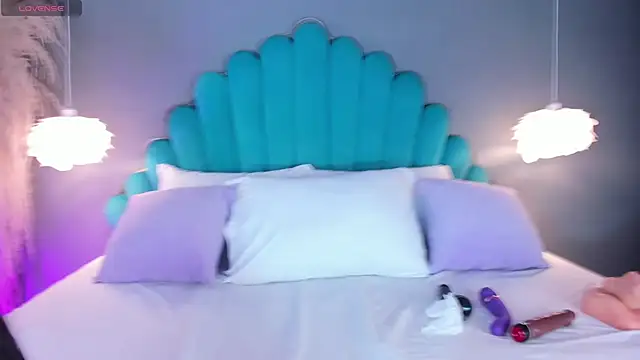 SweetAnngell online show from September 14, 2025, 4:46 am