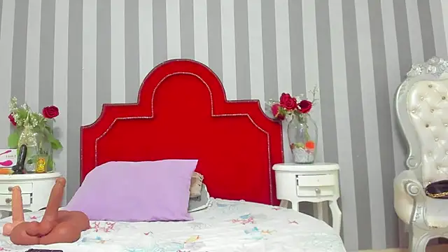 Salomee hernandez online show from October 9, 2025, 12:38 pm