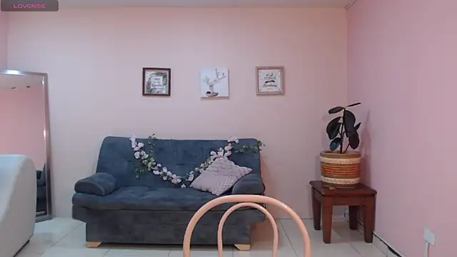 Snapshot of naia_sweetsex chatting on November 14, 2025, 10:52 am naia sweetsex online show from November 14, 2025, 10:52 am