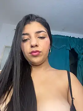 Snapshot of Isaa-Sweet chatting on October 30, 2025, 10:57 am Isaa-Sweet online show from October 30, 2025, 10:57 am