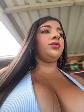 Isaa-Sweet online show from May 25, 2026, 4:49 pm