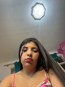 Snapshot of Isaa-Sweet chatting on October 31, 2025, 2:13 pm Isaa-Sweet online show from October 31, 2025, 2:13 pm