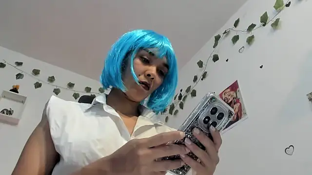 Snapshot of anastasia_tuya chatting on May 5, 2026, 1:30 am anastasia tuya online show from May 5, 2026, 1:30 am