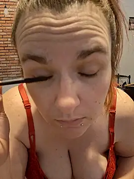 queenpeaches121 online show from January 13, 2026, 12:47 am