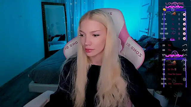 AnyaTaylor  online show from May 21, 2026, 2:20 am