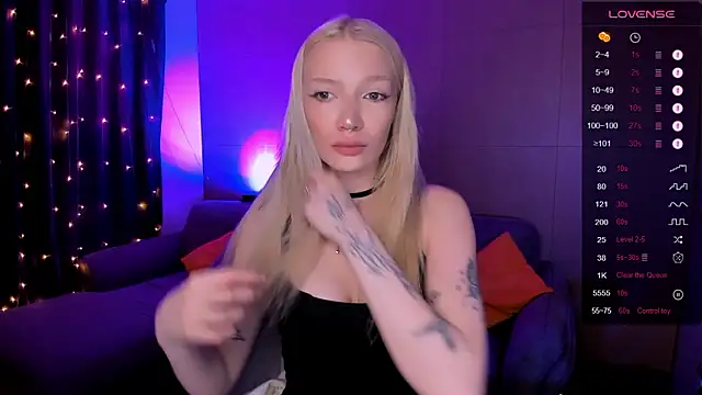 AnyaTaylor  online show from February 4, 2026, 2:06 am