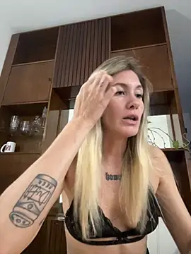 caritadeangellll online show from November 15, 2025, 12:58 am