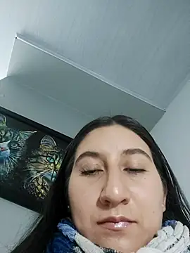 LunaBaby- online show from September 25, 2025, 11:05 am