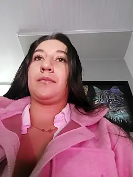 LunaBaby- online show from September 20, 2025, 11:04 am