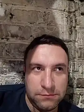 Ivandovxxxl 1010 online show from November 16, 2025, 1:43 am