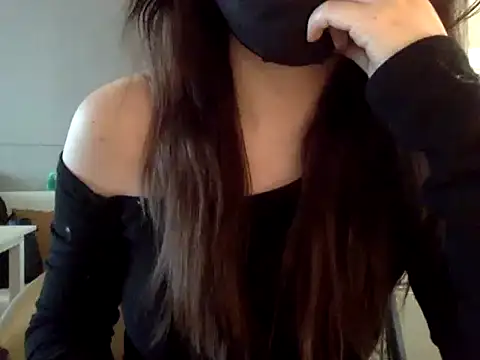 Mia 8 online show from March 17, 2026, 2:25 am