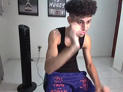 Dollarhot30 online show from December 16, 2025, 10:36 pm