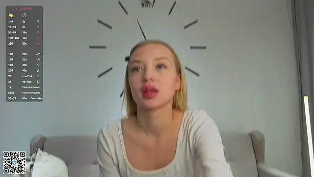ArdathHalfhill online show from September 21, 2025, 6:13 pm