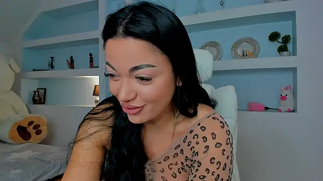 juicyjulie  online show from September 27, 2025, 6:19 am