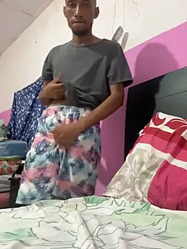 Snapshot of leinad_or97 chatting on February 19, 2026, 3:47 am leinad or97 online show from February 19, 2026, 3:47 am