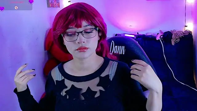 MiaVelvetDoll online show from September 9, 2025, 1:42 pm