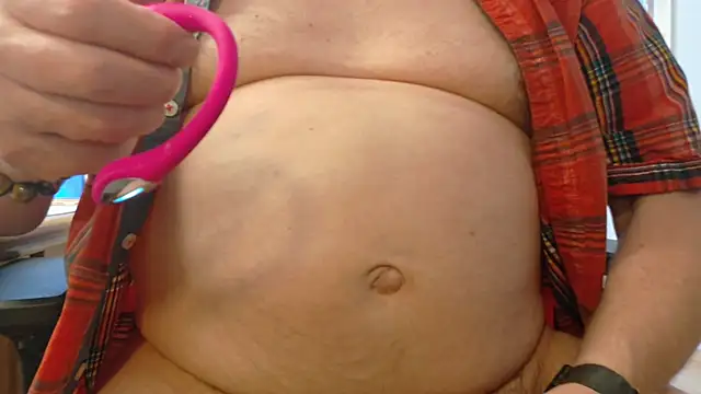 Snapshot of circus_bear@xh chatting on August 5, 2026, 2:55 pm circus bearxh online show from August 5, 2026, 2:55 pm