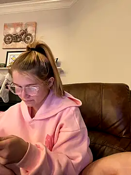 Riley ray69 online show from November 22, 2025, 9:02 pm