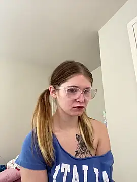 Riley ray69 online show from December 17, 2025, 4:56 pm