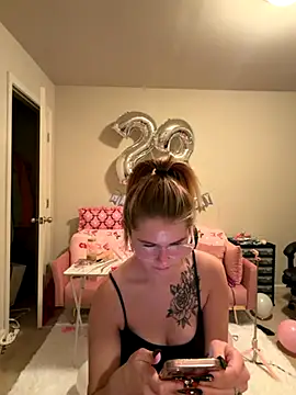 Riley ray69 online show from November 12, 2025, 3:21 am