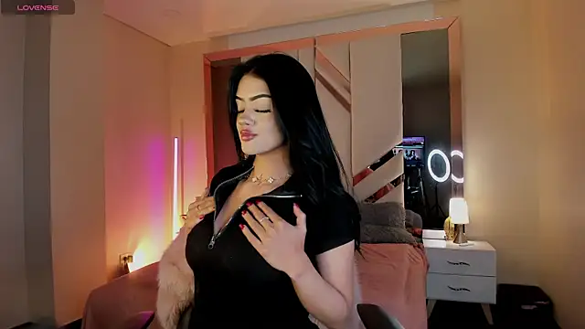 EmmaStonns online show from February 24, 2026, 12:28 pm