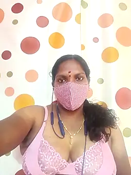 Snapshot of Tamil_Abinaya chatting on October 14, 2025, 6:03 am Tamil Abinaya online show from October 14, 2025, 6:03 am