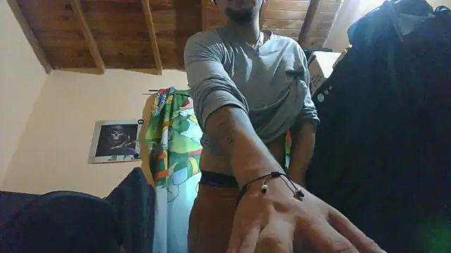 Snapshot of Juuaanp3 chatting on December 20, 2025, 12:30 pm Juuaanp3 online show from December 20, 2025, 12:30 pm