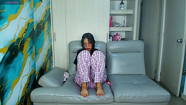 Something pork4 online show from November 16, 2025, 2:27 am