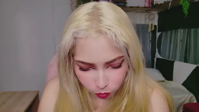 Natalia novna online show from September 17, 2025, 9:06 pm
