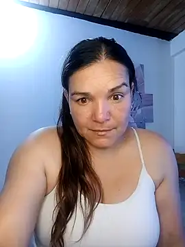 MomSex  online show from September 17, 2025, 7:27 pm
