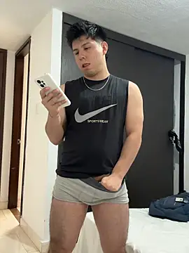 Axel es online show from February 9, 2026, 8:18 pm