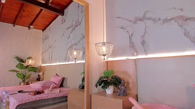 Snapshot of Celeste-Evanns chatting on February 23, 2026, 7:47 pm Celeste-Evanns online show from February 23, 2026, 7:47 pm