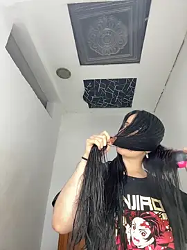 ChannelWhite  online show from September 20, 2025, 4:50 am