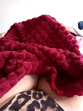 Snapshot of Ternura_Prohibida chatting on January 8, 2026, 12:44 pm Ternura Prohibida online show from January 8, 2026, 12:44 pm