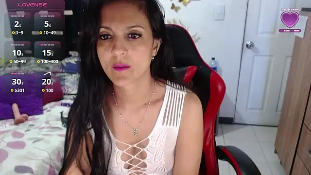 BasmaHernandez online show from October 23, 2025, 12:15 pm