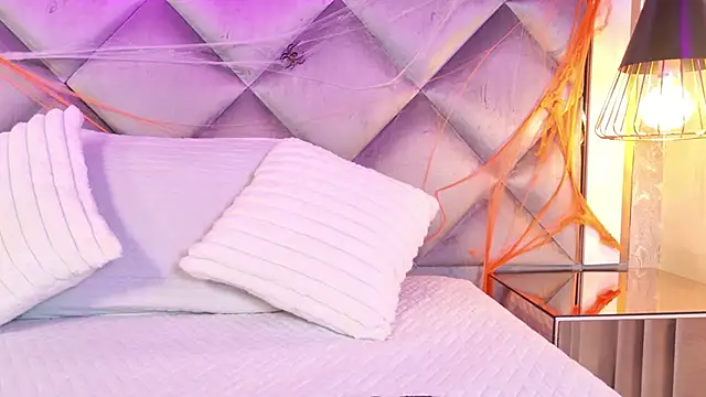 gemma sm online show from October 21, 2025, 3:06 am