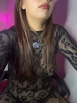 SoftLady S33 online show from May 26, 2026, 2:31 am
