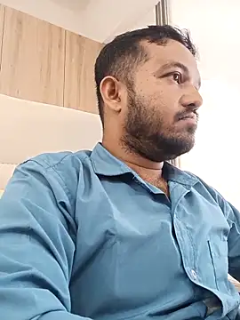 VJ17 online show from October 10, 2025, 6:47 am