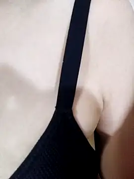 LisaaSEXXY online show from September 12, 2025, 2:44 am
