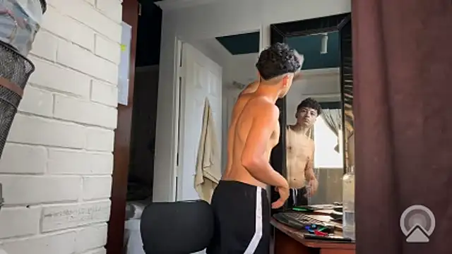 feeelipe2007 online show from February 24, 2026, 10:43 pm