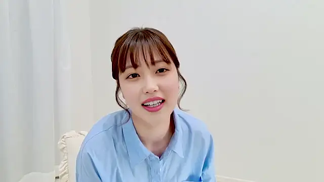 honoka o0  online show from October 12, 2025, 3:24 pm